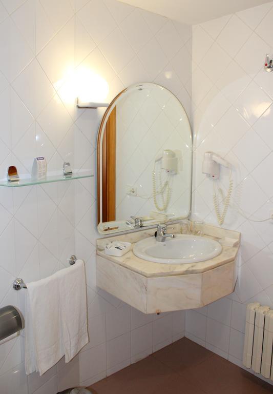 Hotel Residencia Miramar San Vicente De La Barquera Pokoj fotografie